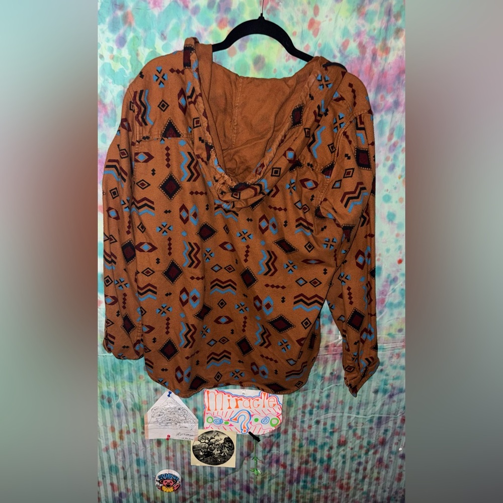 Geometric Patterned Hoodie